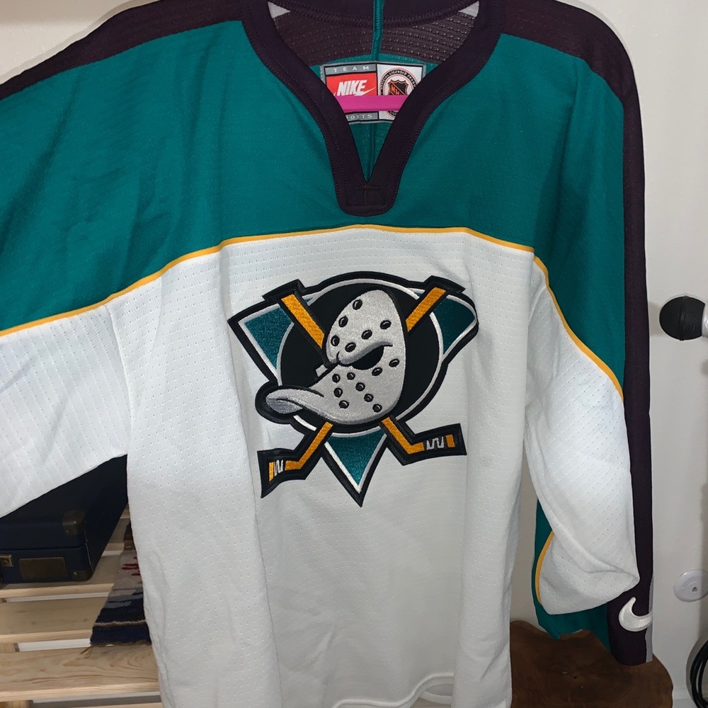 Nike Mighty Ducks Jersey